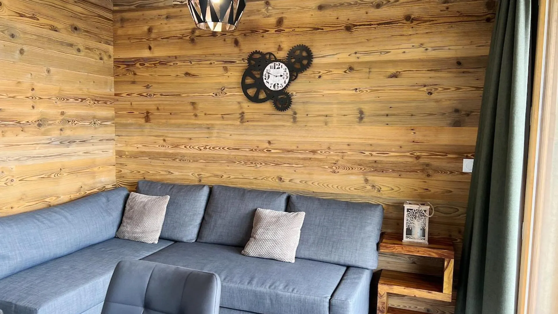 Apartment Les Gets: Appartement Cosy, Garage Prive, Wi-Fi, Linge Inclus - Fr-1-671-256
